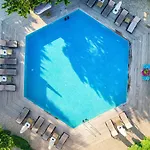 Costa Hotel 3*